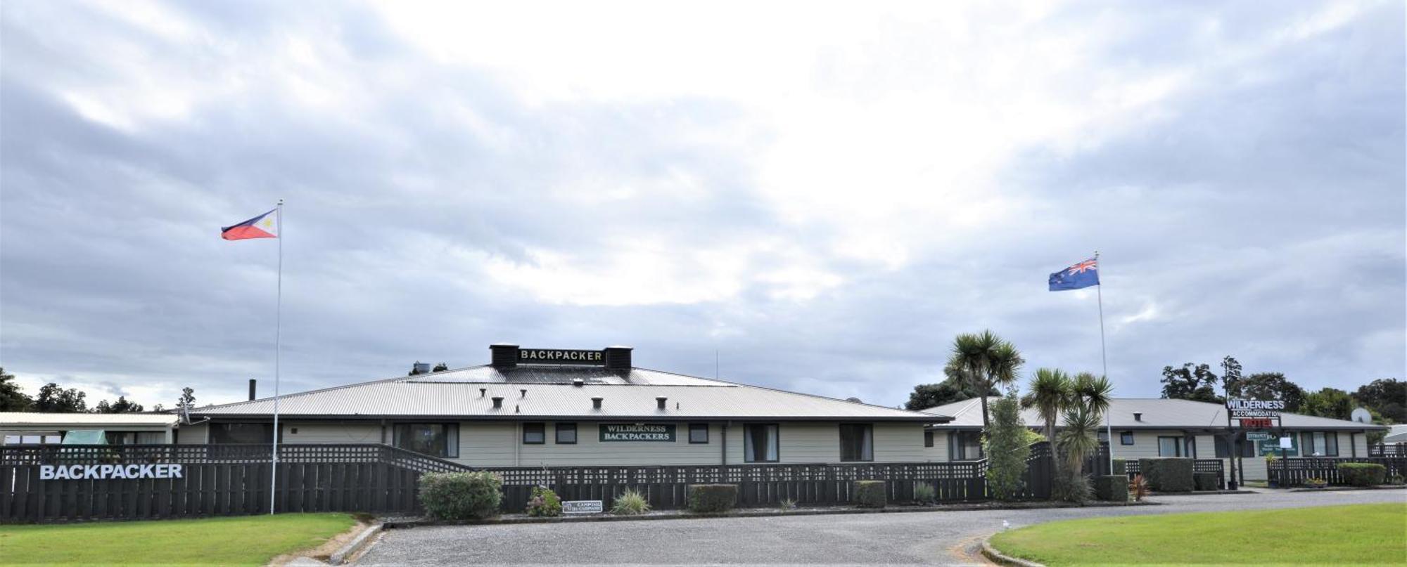 Wilderness Motel Accommodation Haast Esterno foto