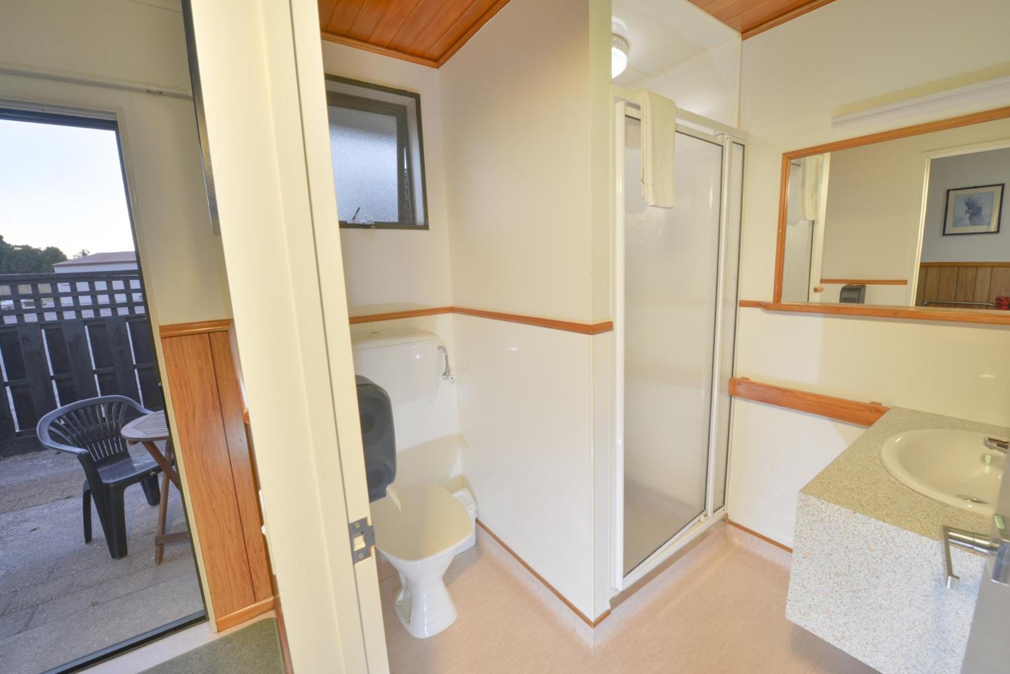 Wilderness Motel Accommodation Haast Esterno foto