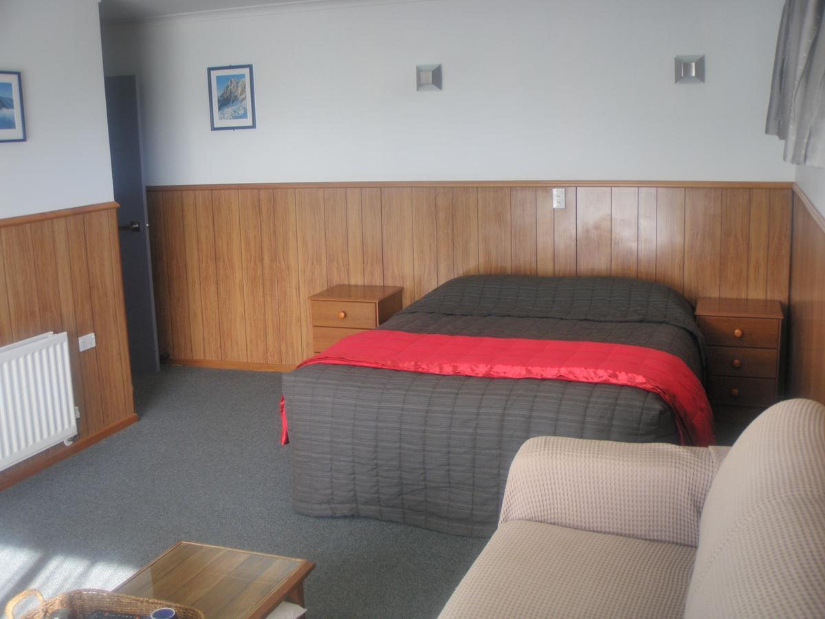 Wilderness Motel Accommodation Haast Esterno foto